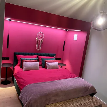 Azure Retreat- Boutique Seaside & Guest Vir