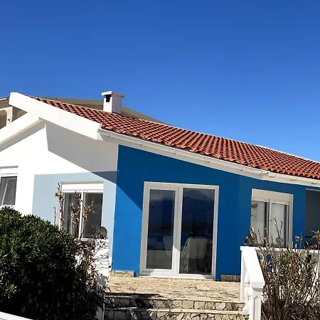 Semesterbostad Azure Retreat- Boutique Seaside & Guest *