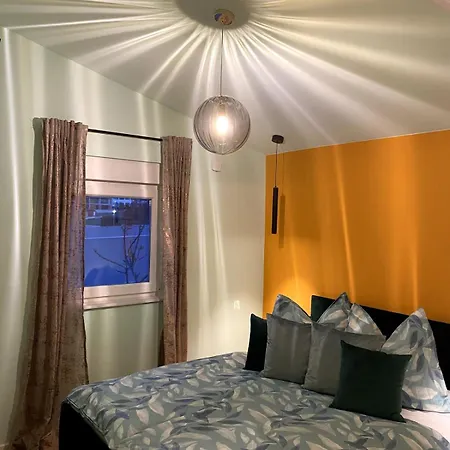Azure Retreat- Boutique Seaside & Guest Сasa de vacaciones Vir