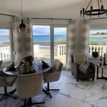 Azure Retreat- Boutique Seaside & Guest Holiday home