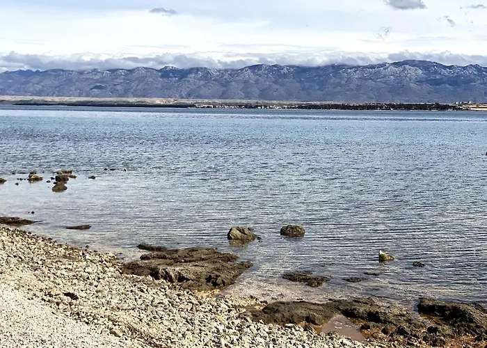 Velebit Vir